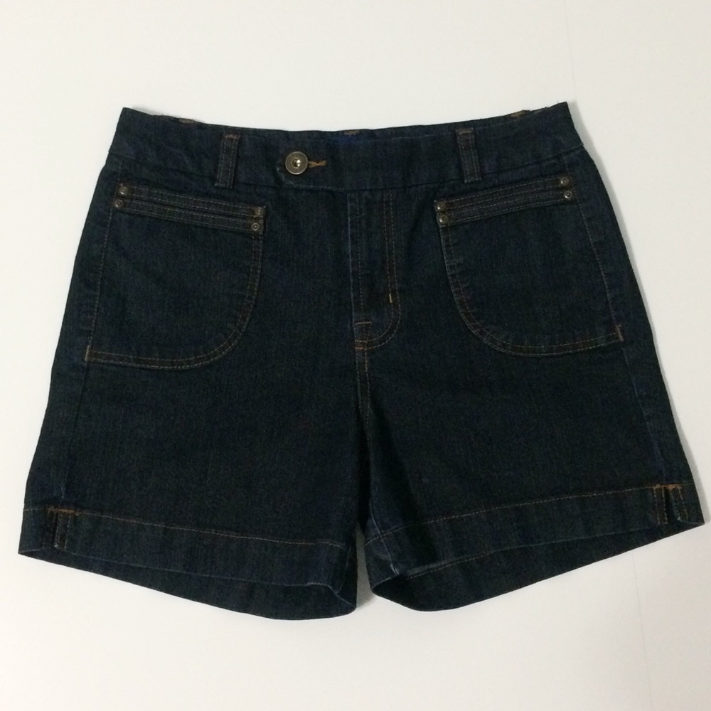 BANDOLINO Dark Denim Shorts | Size 6